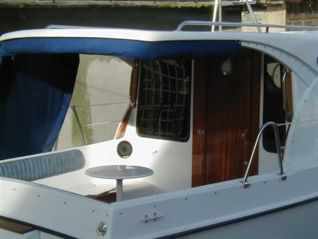 Aquarius 320