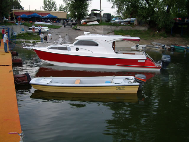 Aquarius 320